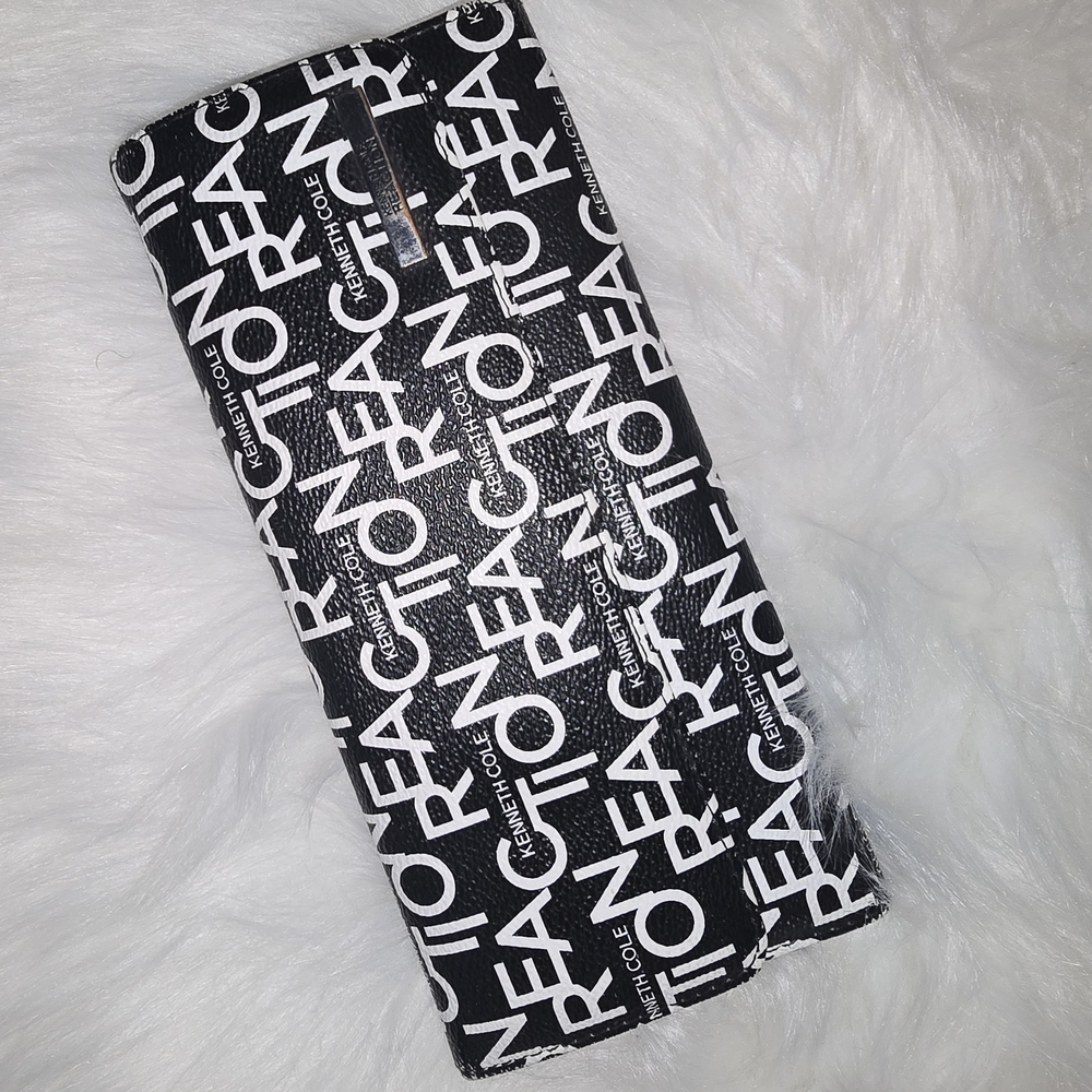 Kenneth Cole Reaction Black and White Wallet